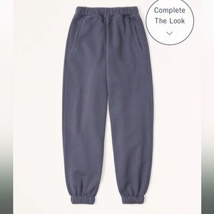 Abercrombie essential oversized Sunday sweatpants size Medium